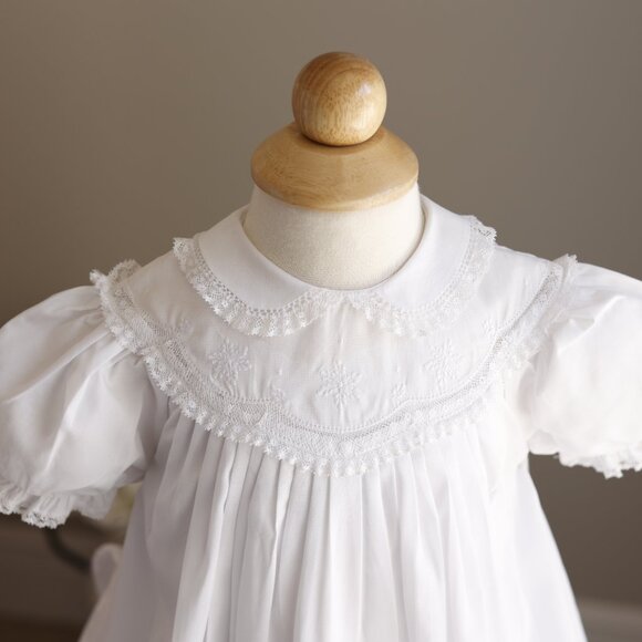 RARE Style Baby Girl's White Heirloom Gown Feltman Brothers Size 6/9 Months NWT - Picture 2 of 10